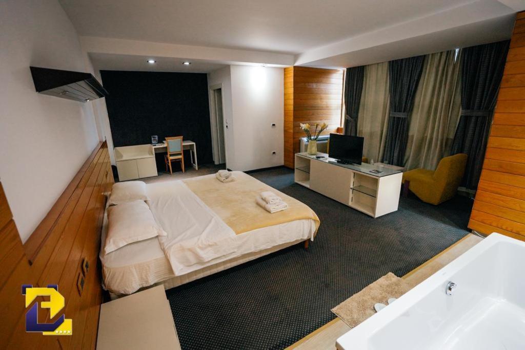 Bermon Hotel