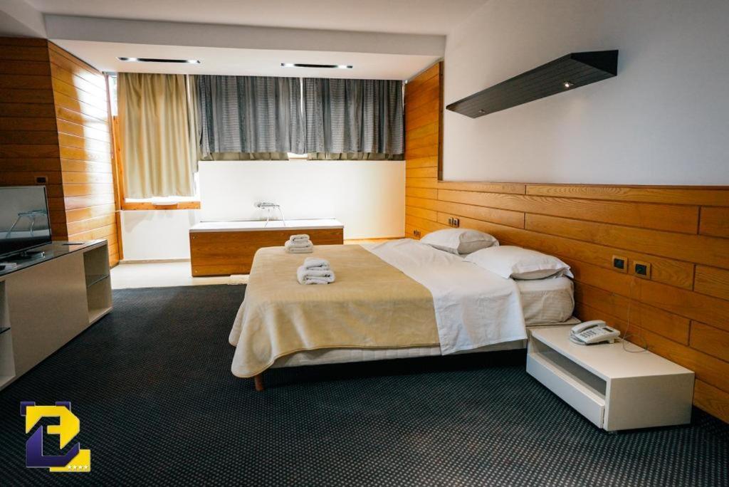 Hotel Bermon Tirana
