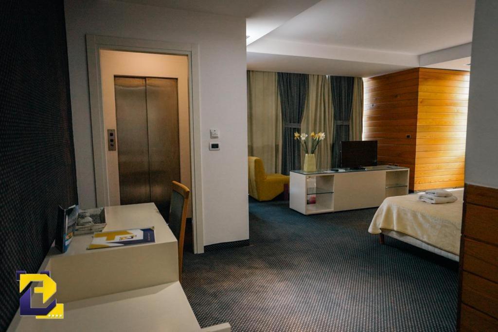 Bermon 4* Tirana